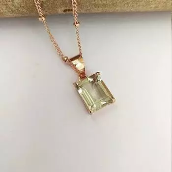 Подвеска из натурального зеленого аметиста. Изумрудная огранка. Подвеска «Любовь». Уникальная зеленая подвеска.