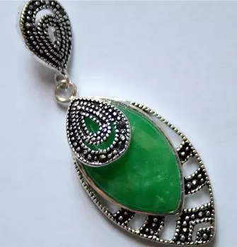 Подвеска из натурального зеленого нефрита 30X20 мм с марказитом