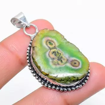 Подвеска из натурального зеленого солнечного кварца из стерлингового серебра 925 пробы 1,89 дюйма Z7z47