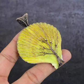 Подвеска из натуральной желтой морской ракушки с медной проволокой 3,23 дюйма w2q39