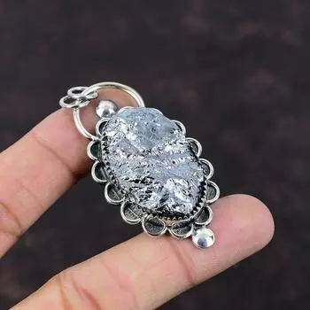 Подвеска из необработанного шунгита, подвеска из стерлингового серебра 925 пробы, подвеска ручной работы, подвеска из натурального драгоценного камня, уникальный ювелирный подарок для него, подвеска из грубого камня