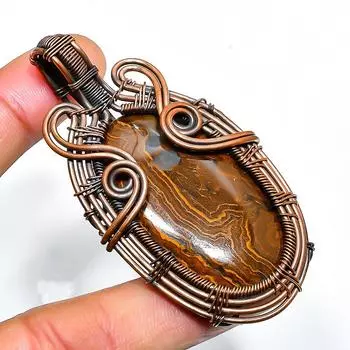 Подвеска из риолитовой яшмы с драгоценным камнем, обмотанная вручную медной проволокой, 2,56 дюйма 2.56 зелёный