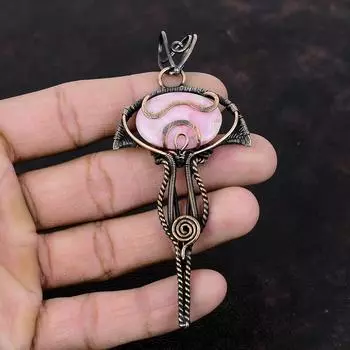 Подвеска из розового опала, подвеска из медной проволоки, уникальный дизайн, подвеска из розового опала, ювелирное изделие из драгоценного камня, подвеска из меди ручной работы, подарок для него