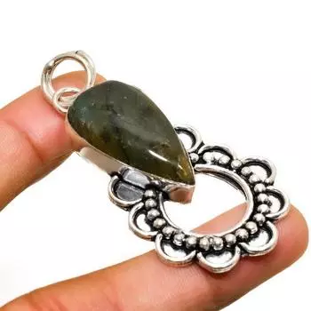 Подвеска из серебра 925 пробы с драгоценным камнем лабрадоритом, ручная работа, 2,34 дюйма 2.34 чёрный