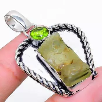 Подвеска из серебра 925 пробы с натуральным пренитом и перидотом 1,81 дюйма H7C64