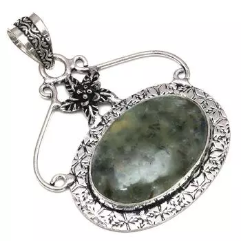 Подвеска из серебра с драгоценным камнем пренит марлен ручная работа 2,25