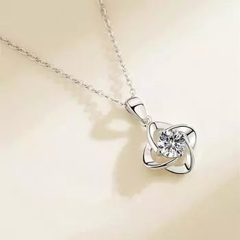 Подвеска из стерлингового серебра 925 пробы с четырьмя лепестками клевера. Простой студенческий стиль Мори. Японский и корейский счастливый четырехлистный клевер. Ожерелье Байта. 925