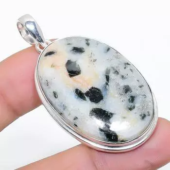 Подвеска из стерлингового серебра 925 пробы с натуральным хромдиопсидом ручной работы 2,05 дюйма g6z15