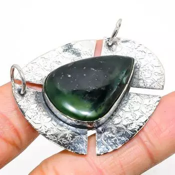 Подвеска из стерлингового серебра 925 пробы с натуральным нефритом ручной работы 1,65 дюйма q2G81