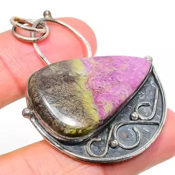 Подвеска из стерлингового серебра 925 пробы с натуральным пурпуритом ручной работы 2,17 дюйма V9p91