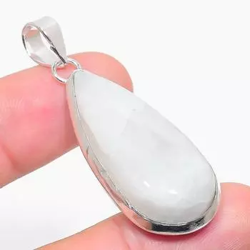 Подвеска из стерлингового серебра 925 пробы с натуральным радужным лунным камнем размером 2,05 дюйма M5b84