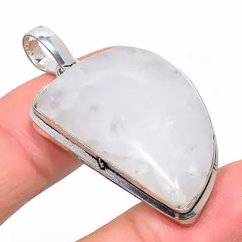 Подвеска из стерлингового серебра 925 пробы с натуральным радужным лунным камнем размером 1,81 дюйма M9P31