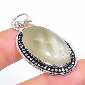 Подвеска из стерлингового серебра 925 пробы с натуральным зеленым апатитом 2,13 дюйма J8o61