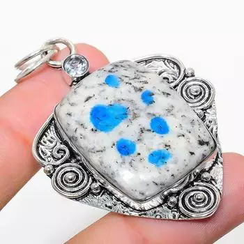 Подвеска из стерлингового серебра 925 пробы с натуральным синим азуритом K2 и белым топазом 2,40 дюйма W7P33