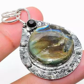 Подвеска из стерлингового серебра 925 пробы с натуральным лабрадоритом и шпинелью 2,21 дюйма D5Y41