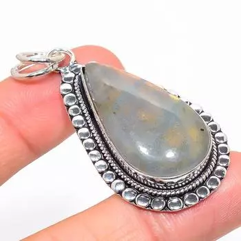 Подвеска из стерлингового серебра 925 пробы с натуральным лабрадоритом ручной работы 2,25 дюйма d8W86