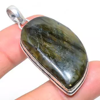 Подвеска из стерлингового серебра 925 пробы с натуральным лабрадоритом ручной работы 2,17 дюйма e4g65