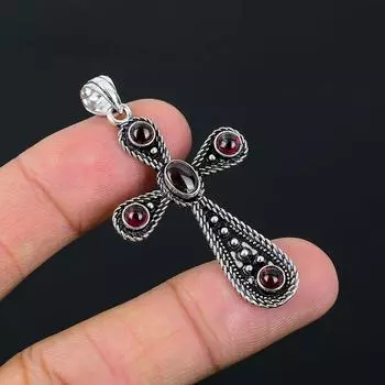 Подвеска-крестик ручной работы из стерлингового серебра 925 пробы с натуральным гранатом 2,10 дюйма d3I87