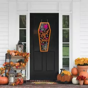 Подвеска на дверную табличку на Хэллоуин, прочная, простая в установке, жуткий трюк или жизнь, дизайн письма, подвесной деревянный знак для дома оранжевый