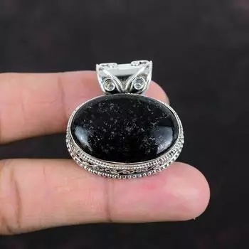 Подвеска Nuummite, винтажная подвеска, серебряная подвеска 925 пробы, подвеска ручной работы, ювелирные изделия из драгоценного камня Nuummite, подвеска с камнем по рождению, подарки для матери