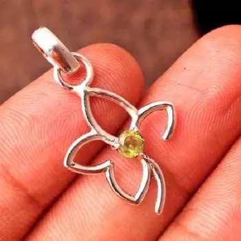 Подвеска Рейки, Подвеска Перидот, Подвеска в виде листа Ювелирные изделия из стерлингового серебра 925 пробы, Подарок на день матери, серебряная подвеска 1.25 Inch зелёный