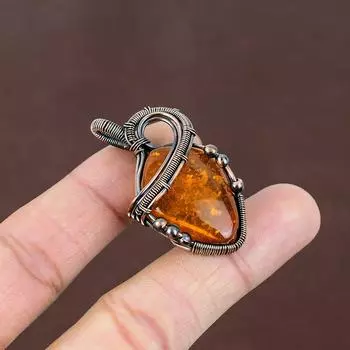 Подвеска ручной работы из медной проволоки из натурального балтийского янтаря длиной 1,77 дюйма D9j16