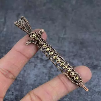 Подвеска ручной работы из медной проволоки в виде меча, подарочная ювелирная подвеска 3,55 дюйма i1Q82