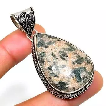 Подвеска ручной работы с драгоценным камнем Гогунджула 925 пробы, посеребренная, 2,08 дюйма 2.08 зелёный