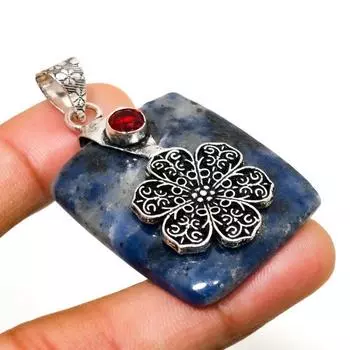 Подвеска ручной работы с серебром 925 пробы и содалитом, драгоценными камнями граната, 2,08 дюйма 2.08 синий