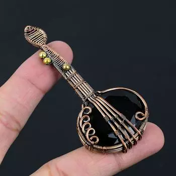 Подвеска ручной работы в форме гитары, черный оникс, драгоценный камень, чистая медная проволока, ювелирные изделия 3.35 Inches чёрный