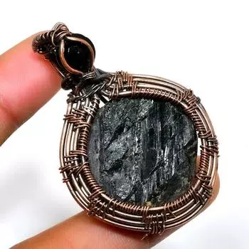 Подвеска с черным турмалином и черной шпинелью, посеребренная 925 пробы, 2,00 дюйма 2.00 чёрный