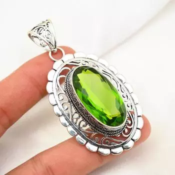 Подвеска с драгоценным камнем перидот, кулон из цельного серебра 925 пробы, ювелирное изделие ручной работы, кулон с камнем по дате рождения, подарок для него 2.67 Inches зелёный