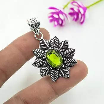 Подвеска с драгоценным камнем перидот, кулон из цельного серебра 925 пробы, ювелирное изделие ручной работы, кулон с камнем по дате рождения, подарок для него 1.96 Inches зелёный