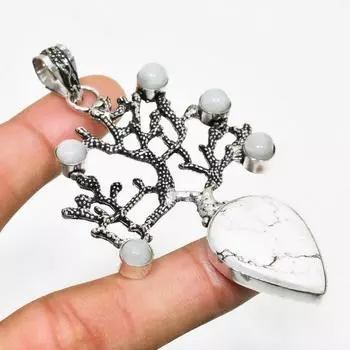 Подвеска с говлитовой яшмой и радужным лунным камнем 925 пробы, посеребренная, 3,03 дюйма 3.03 белый