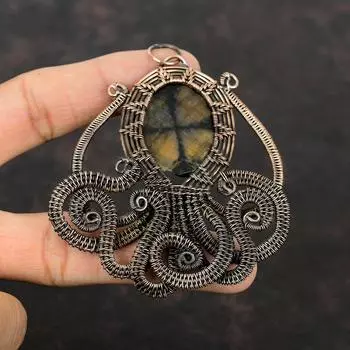 Подвеска с хиастолитом, обернутая медной проволокой, подвеска ручной работы, красивая подвеска в виде осьминога, ювелирные изделия из драгоценных камней, подарок для него, украшения из медной проволоки