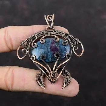 Подвеска с рубиновым синим кианитом, медная проволока, кулон с драгоценным камнем, ювелирные изделия с рубиновым синим кианитом, подвеска в виде черепахи ручной работы, ювелирные изделия из медной проволоки