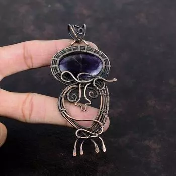 Подвеска с шевроном и аметистом, кулон в медной проволоке, кулон ручной работы из настоящего драгоценного камня, ювелирный подарок для нее, дизайнерские ювелирные изделия из меди