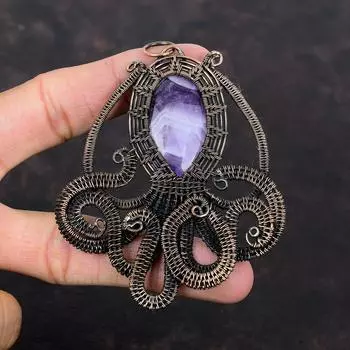 Подвеска с шевроном и аметистом, медная проволока, кулон, кулон с драгоценным камнем, медные украшения, кулон ручной работы, красивый ювелирный подарок в виде осьминога, подарок для мамы