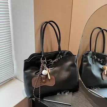 Подвеска-сумка с кисточками из искусственной кожи в европейском и американском стиле 2024 года — коллекция осень/зима Brown without pendant. 40*14*31 коричневый