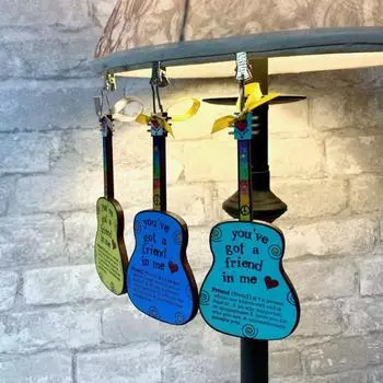 Подвеска в виде гитары дружбы, деревянная, у тебя есть друг во мне, подвесное украшение в форме мини-гитары, подарок дружбы для друзей зелёный