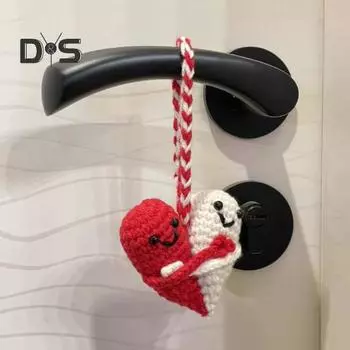 Подвеска в виде сердца, связанная вручную крючком, обнимающее украшение в виде сердца, красное и белое, подвесное украшение в виде сердца для автомобильного брелока-сумки Love Heart