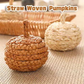 Подвеска в виде соломенной тыквы в виде новогодней елки