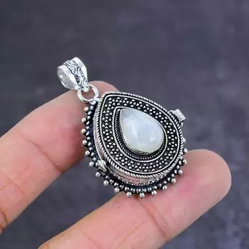 Подвеска Яд из стерлингового серебра 925 пробы с натуральным радужным лунным камнем 1,77 дюйма Q5w93