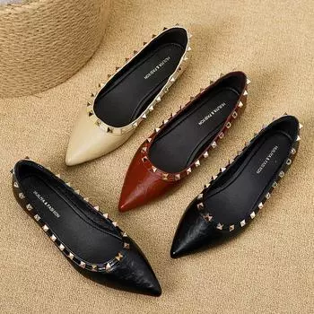 Pointed flat-soled single shoes fairy wind shallow mouth rivets thin flat-soled sets women s shoes four seasons single shoes W925-15 35 чёрный