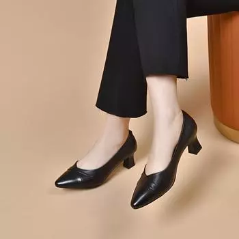 Pointed high heels women s simple and generous sheepskin work shoes medium heel shallow mouth single shoes dress shoes 35