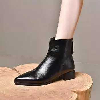 Pointed low-heeled short boots for women s new British simple temperament rear zipper leather boots flat bottom 34