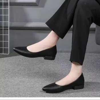 Pointed soft leather thick heel flat shoes professional black work shoes soft sole hotel work leather shoes 35 чёрный