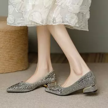 Pointed thick heel soft sole shallow mouth flat sole women s 2024 new casual versatile light luxury solid color rhinestone women s shoes 35 чёрный