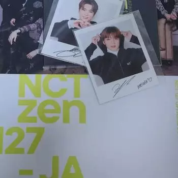 Polaroid Sign Nct