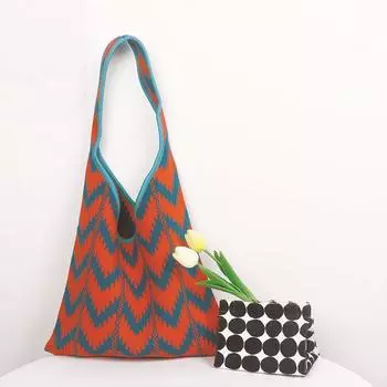 Полосатая вязаная сумка Корейская версия The Trend Сумка для рук Сумка для подмышек Сумка на плечо Женская сумка One Size